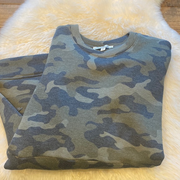 Express Sweaters - Express One Eleven Women's Faded Camo Crew Neck Front Pocket Sweatshirt
